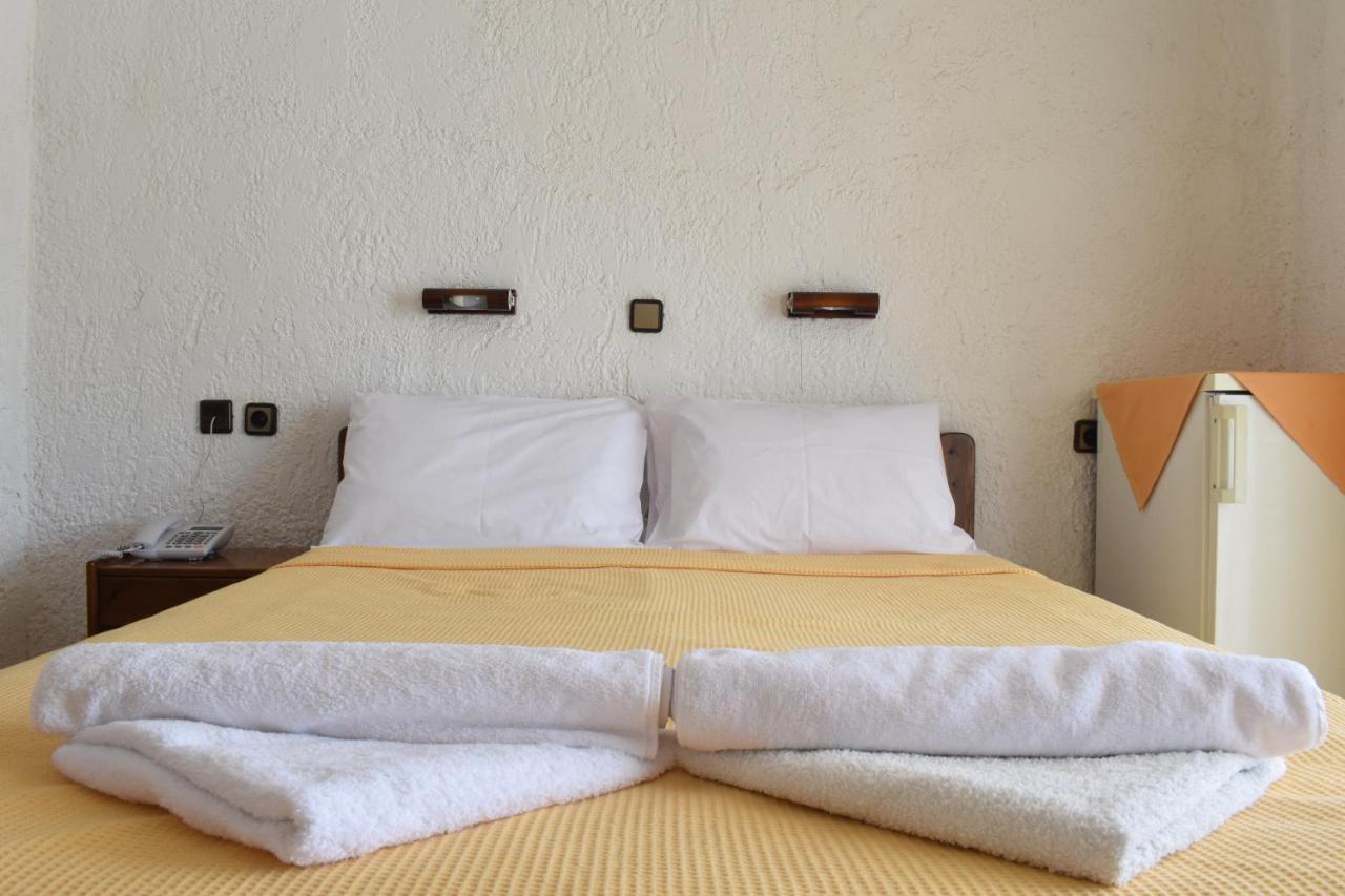 Hotel Lefkes Paralia Skotinis Exterior photo