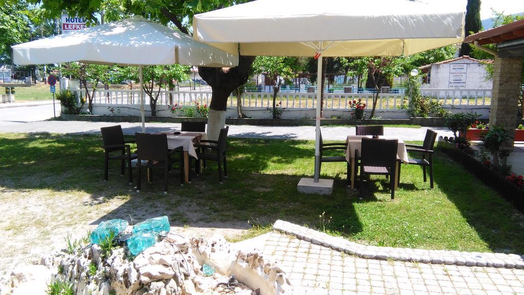 Hotel Lefkes Paralia Skotinis Exterior photo